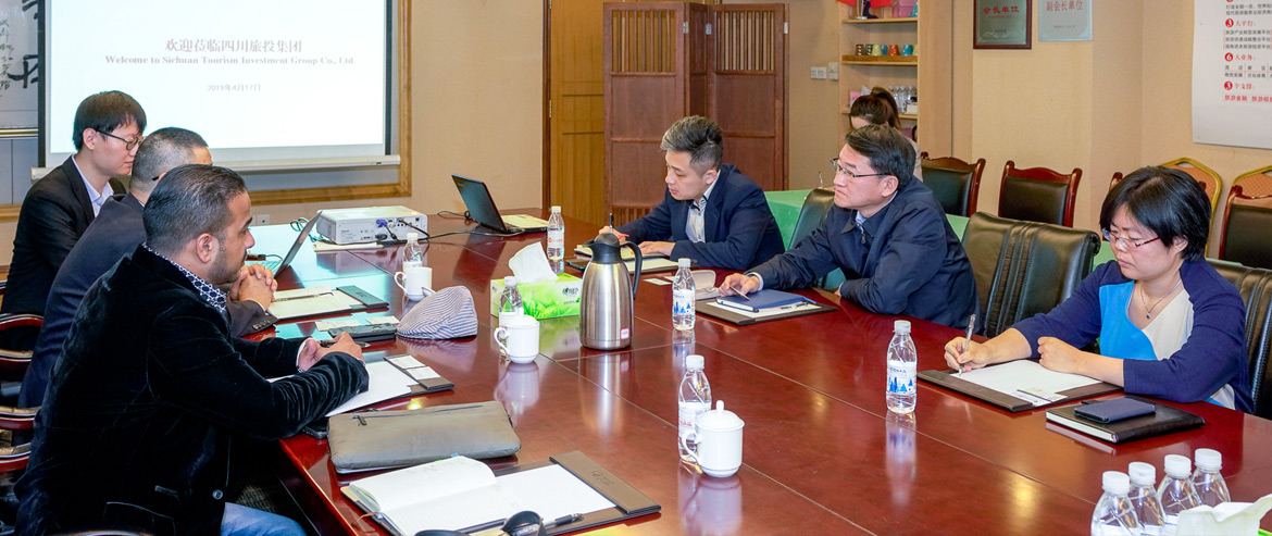 集团辅导会见博茨瓦纳客人