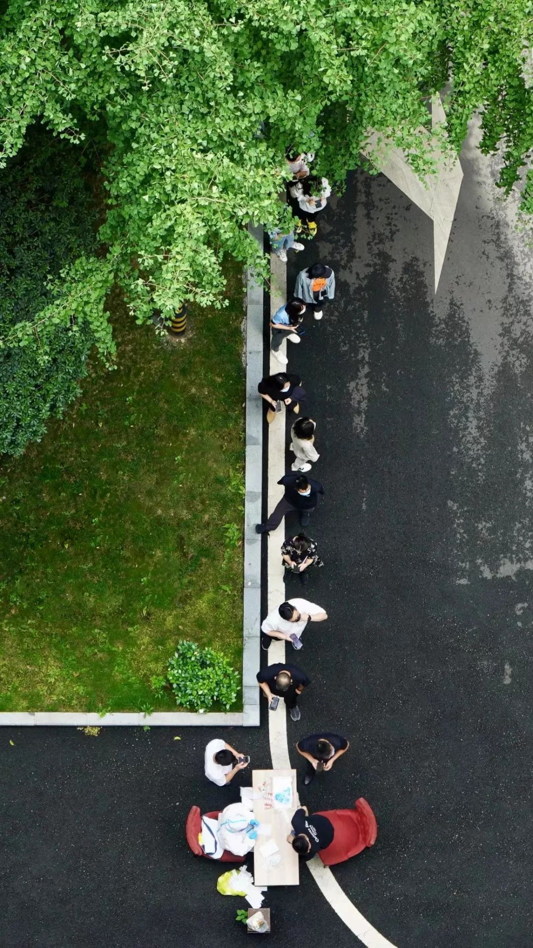 多措并举筑牢安全防线 尊龙集团官网集团全面发展新冠疫情防控工作