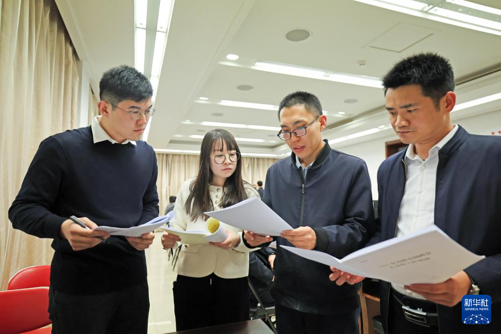 听民气 汇民智丨倾力打造沟通互换“直通车”，2025年旁听全国两会工作这样发展