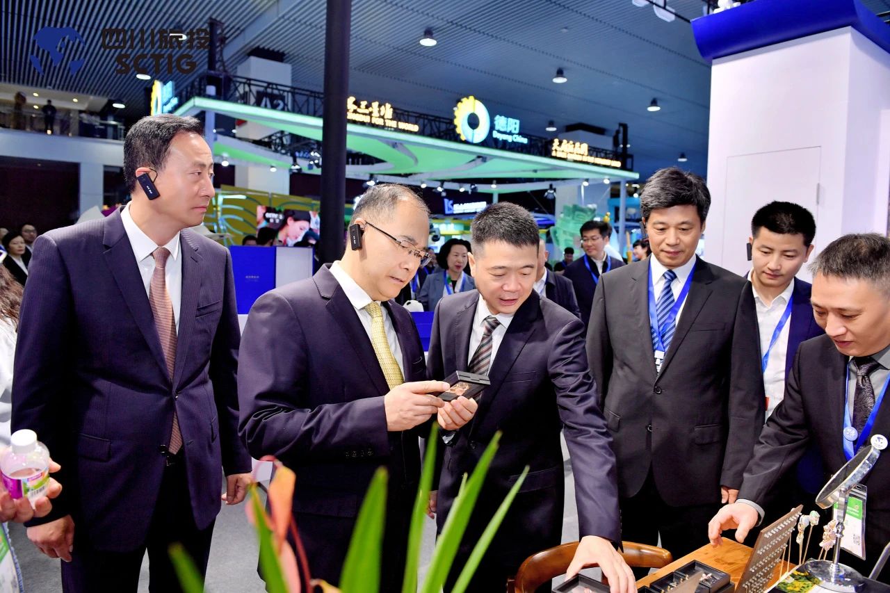 “1+4+N”文旅融合亮点纷呈！四川尊龙集团官网杰出亮相第十一届四川国际游览买卖展览会